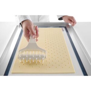 140x200mm Perforeeriv taignarull