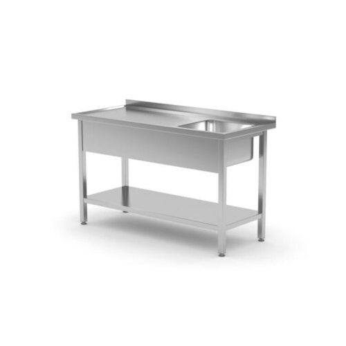 Laud valamu ja riiuliga - paremal pool kamber - keevitatud